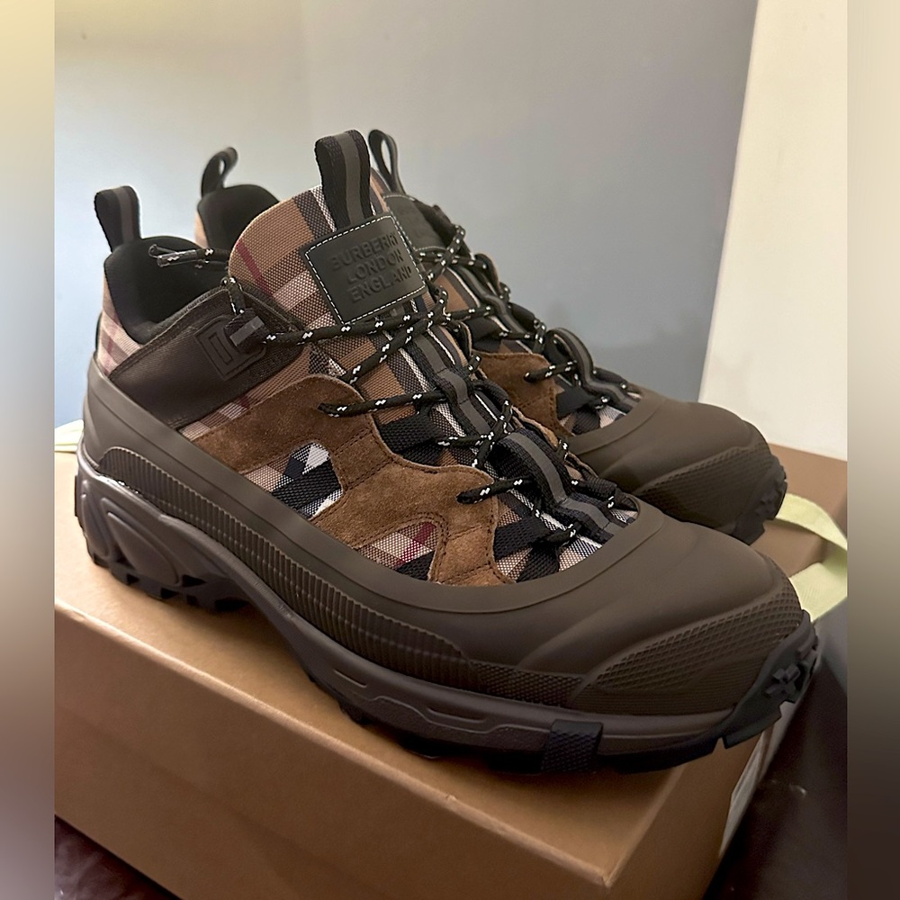 Burberry Arthur Sneakers Birch